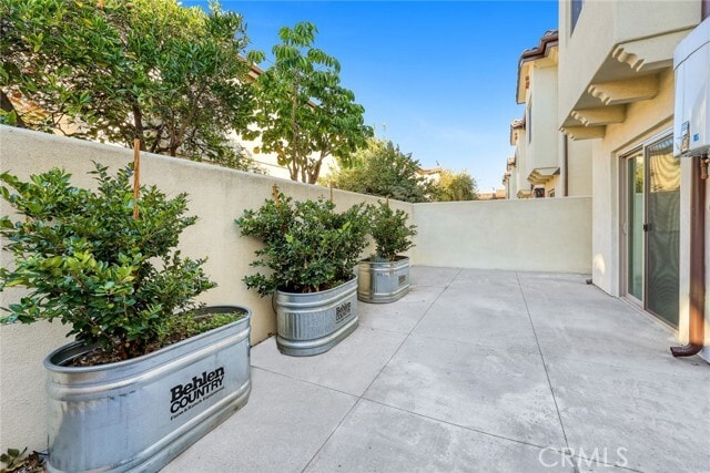 Building Photo - 1228 Temple City Blvd