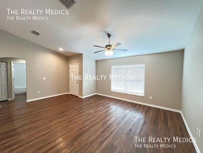 Building Photo - 2539 SW 158th Ln Rd