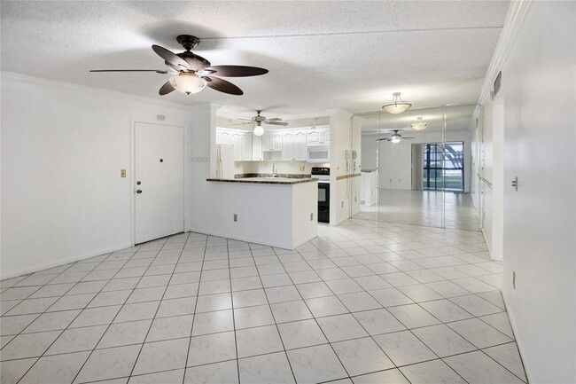 Building Photo - 9926 S Belfort Cir