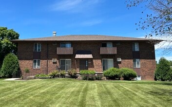 Building Photo - 1614 E Harding Dr