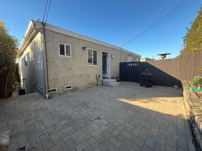 Building Photo - Remodeled, 2BD/2BA Duplex w/ Sunset Views: Fenced Yard, Garage, Steps to Beach & Downtown Encinitas