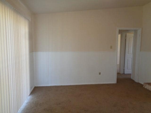 Building Photo - 4002 Cloverbrook Dr