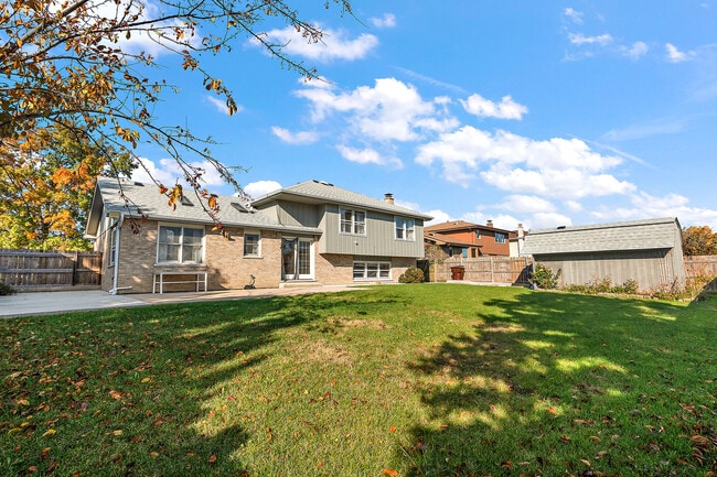 Building Photo - 17709 Peacock Ln