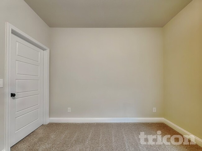 Building Photo - 124 Swinton Pond Rd