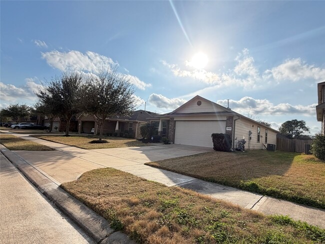 Building Photo - 2538 Bedrock Ln