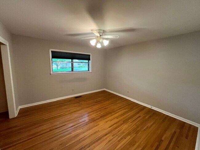 Building Photo - Very Nice 3 Bedroom 2 Bathroom House near the University of Arkansas Little Rock