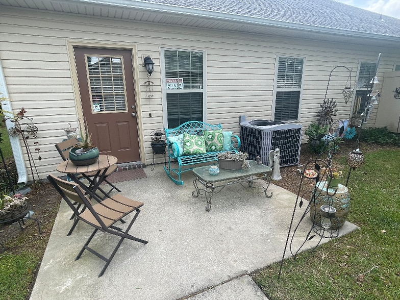 Building Photo - 214 Foxbury Square