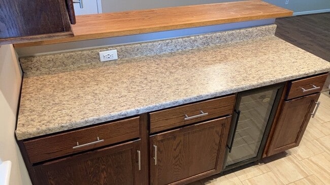 Building Photo - 6045 Ansbury Dr