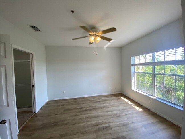 Building Photo - 2081 Willow Hammock Cir