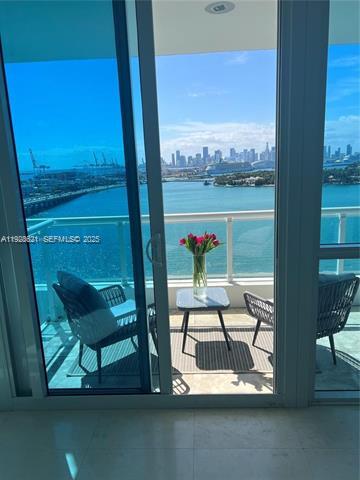 Building Photo - The Bentley Bay Condo