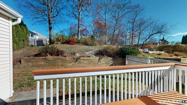 Building Photo - 128 N Taylor Ave