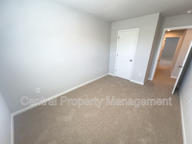 Building Photo - 509 Arrabelle Way