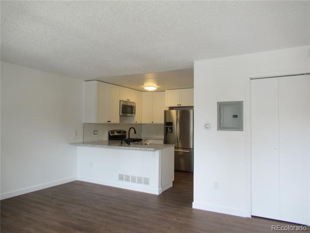 Building Photo - 9617 W Chatfield Ave