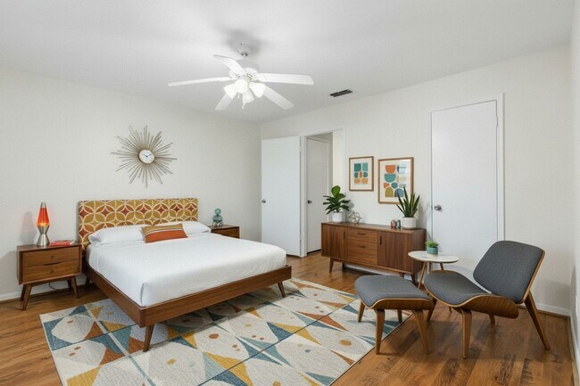 Building Photo - 6422 Burgoyne Rd