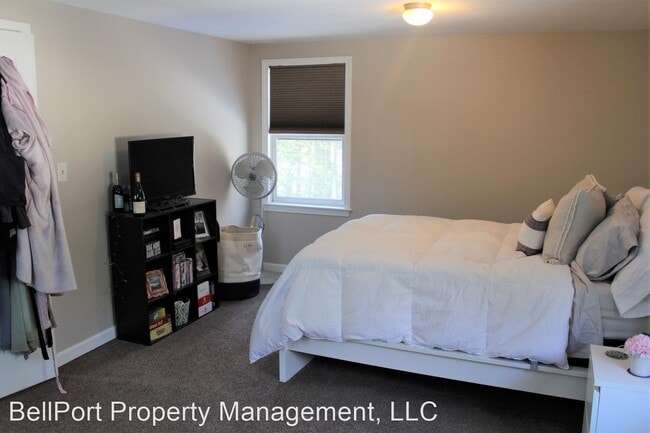 Building Photo - 3 br, 2 bath House - 2 Fox Run Road