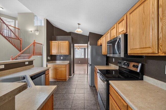 Building Photo - 20600 E Dartmouth Dr