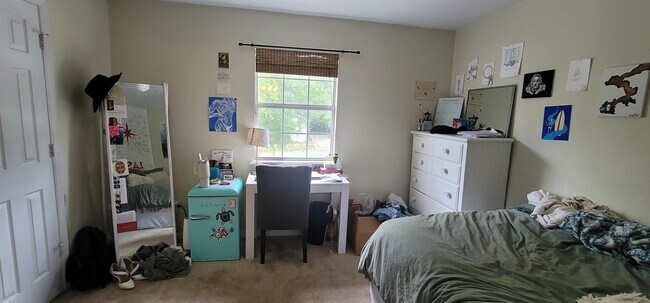 Building Photo - 836 W Georgia St