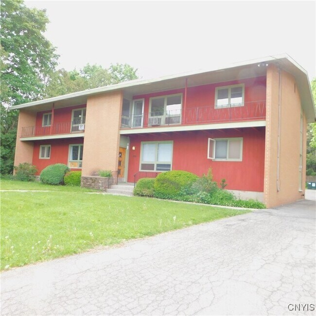 Primary Photo - 108 Jamesville Rd