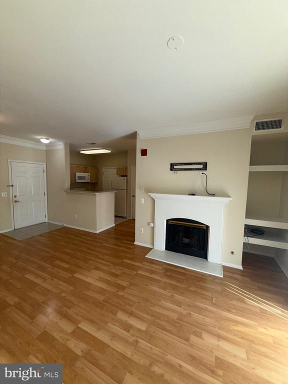 Building Photo - 1601 Spring Gate Dr.