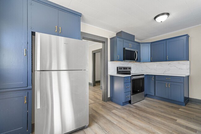 Building Photo - 4 Bedroom Home for Rent! Remodeled Home wi...