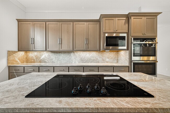 Building Photo - 2427 Camden Creek Ln