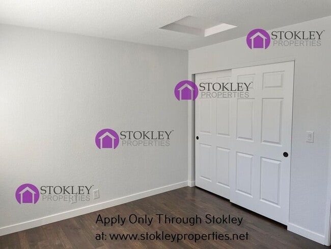 Building Photo - 1410 Bel Air Dr