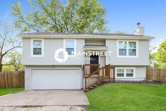 Building Photo - 3 Bedroom Pet-Friendly Home in Belton, MO with Main Street Renewal