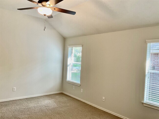 Building Photo - 67 Blackstar Pl