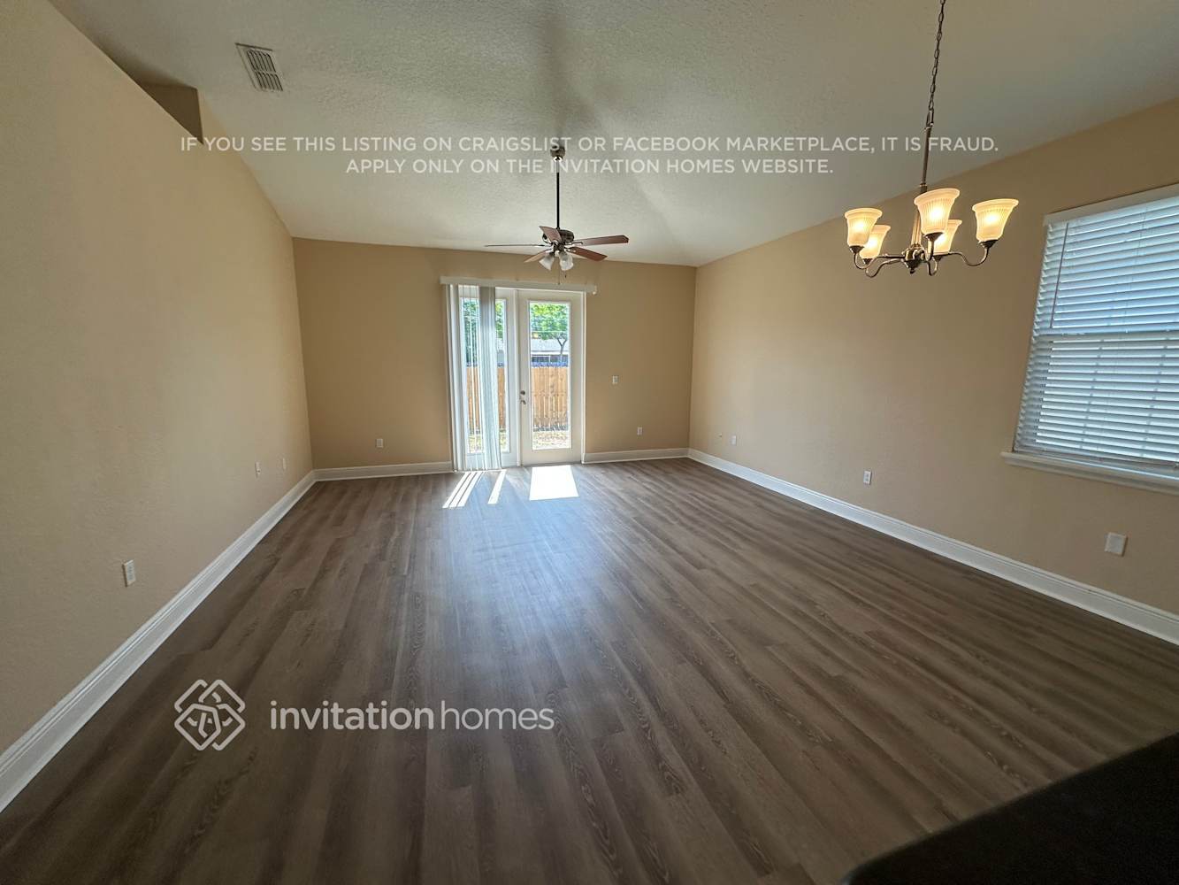 Building Photo - 533 Hibiscus Cove Dr