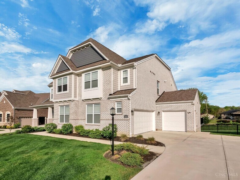 Building Photo - 5874 Spinney Ct