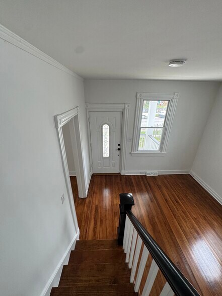 Building Photo - 1226 N 36th St