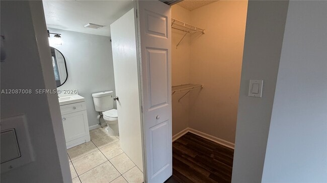 Building Photo - 1174 Coral Club Dr