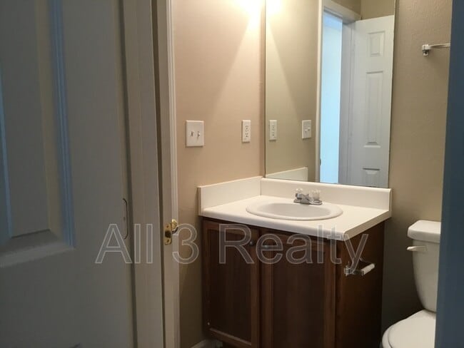 Building Photo - 4132 Ravenwood Ct