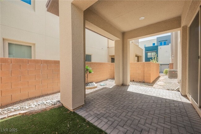 Building Photo - 11262 Cactus Tower Ave