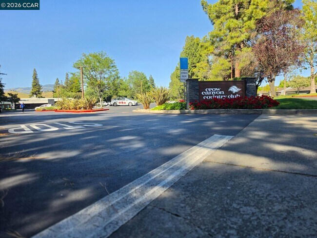 Building Photo - 2017 Rancho Verde Cir W