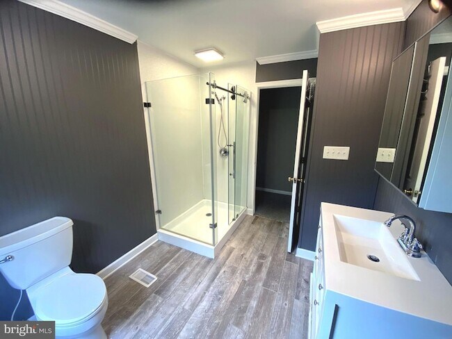 Building Photo - 14917 Lee Hwy