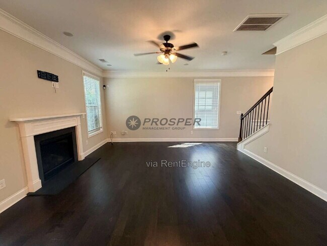 Building Photo - 108 Redmont Ct