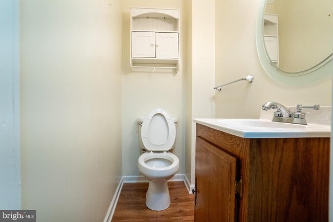 Building Photo - 129 Ridgefield Rd