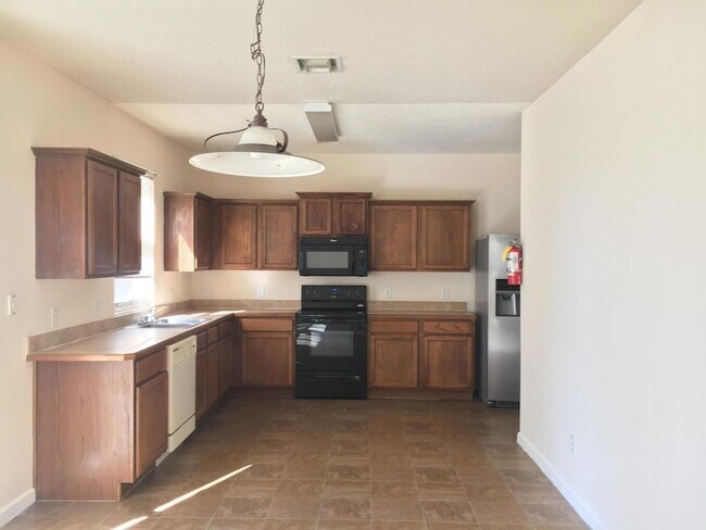 Building Photo - 4314 Canby Dr