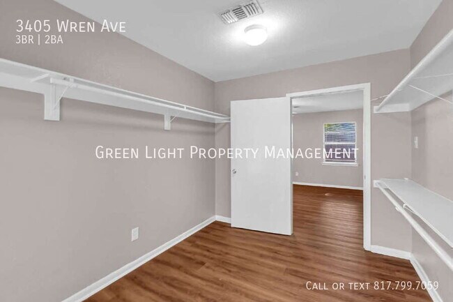 Building Photo - 3405 Wren Ave