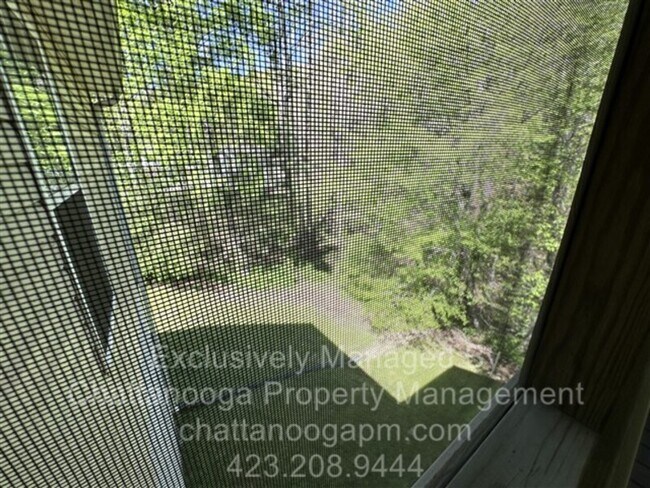 Building Photo - 87 Manor Dr