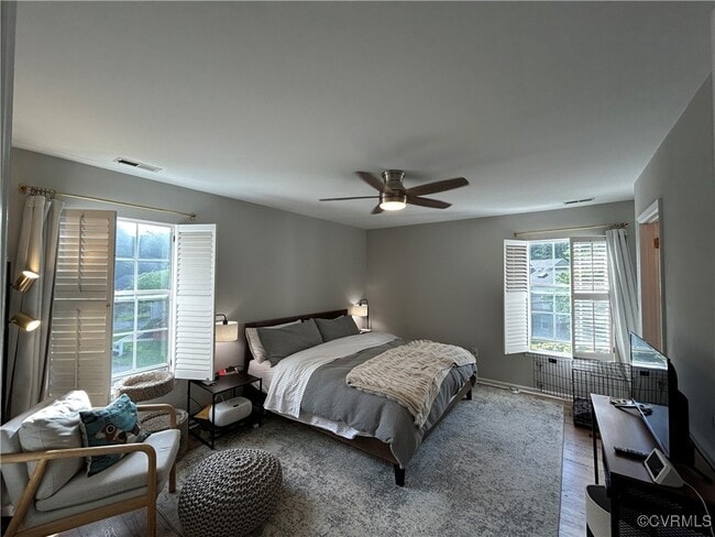 Building Photo - 7551 Beauchamp Ct