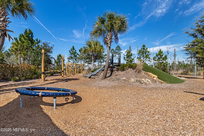 Building Photo - 91 Ridgewind Dr