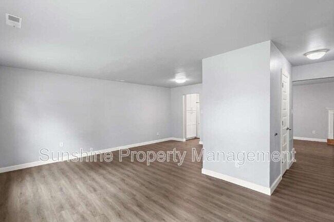 Building Photo - 3599 Marvell Rd