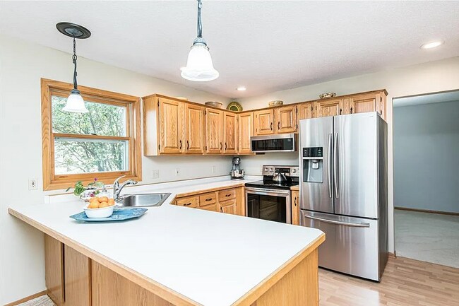 Building Photo - 4235 Stoneham Ln NW