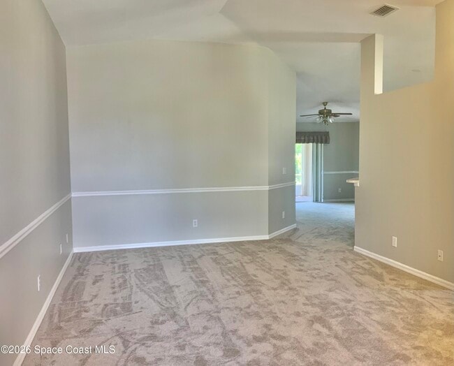 Building Photo - 2087 Deercroft Dr
