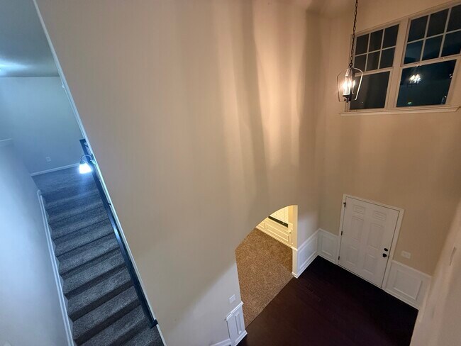 Building Photo - 2056 Tweed Dr