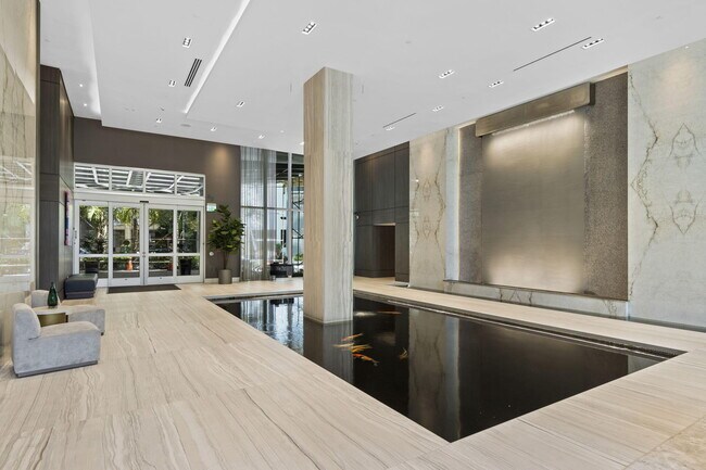 Building Photo - 333 Las Olas Way