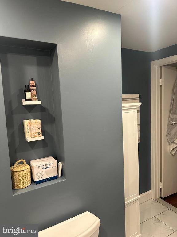 Building Photo - 2144 Kater St