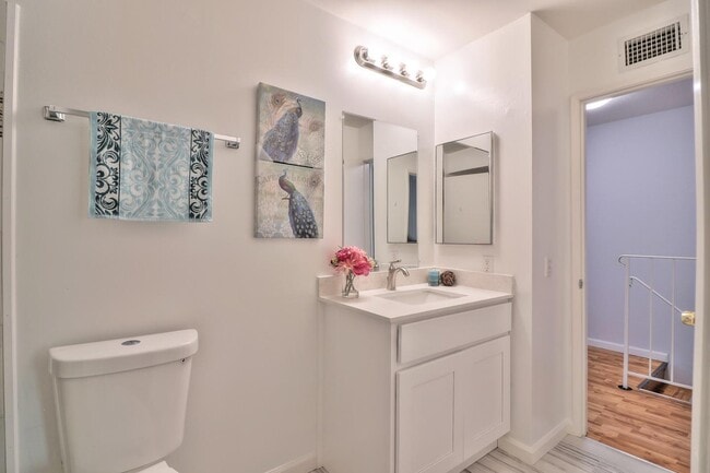 Building Photo - 891 Beaver Creek Way